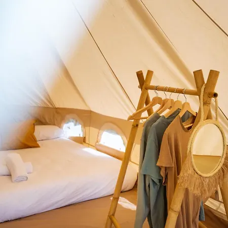 Luxury tent Kampaoh Playa Troenzo